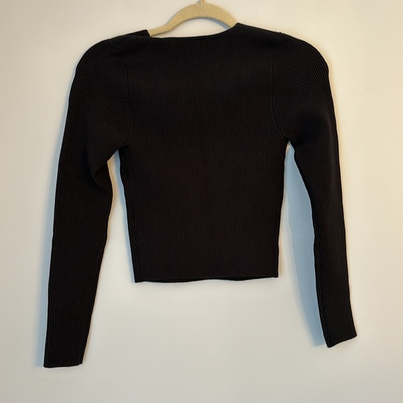 Abercrombie & Fitch Black Ribbed Cropped Sweetheart Neckline Sweater Size Small - Picture 6 of 7